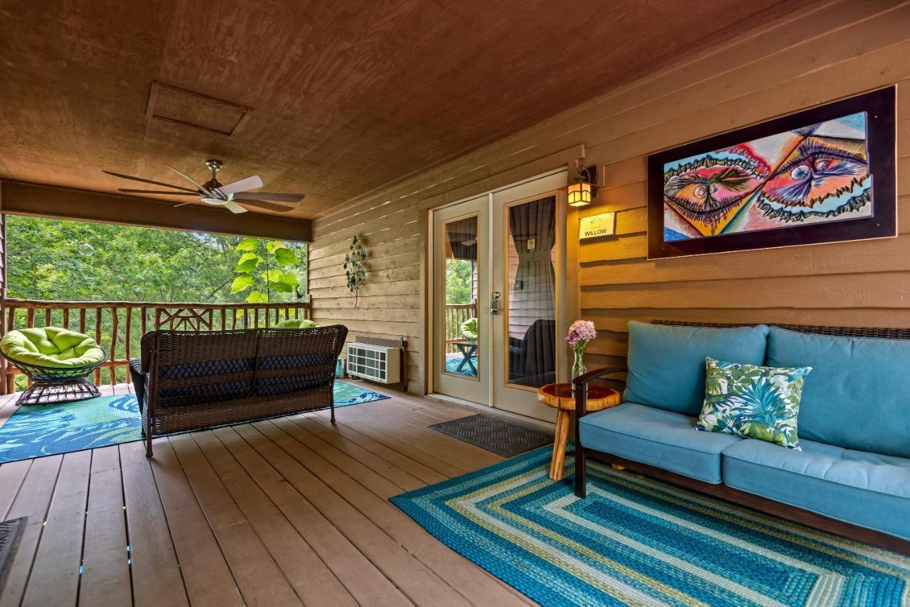 The Woods Cabins Eureka Springs Eksteriør billede