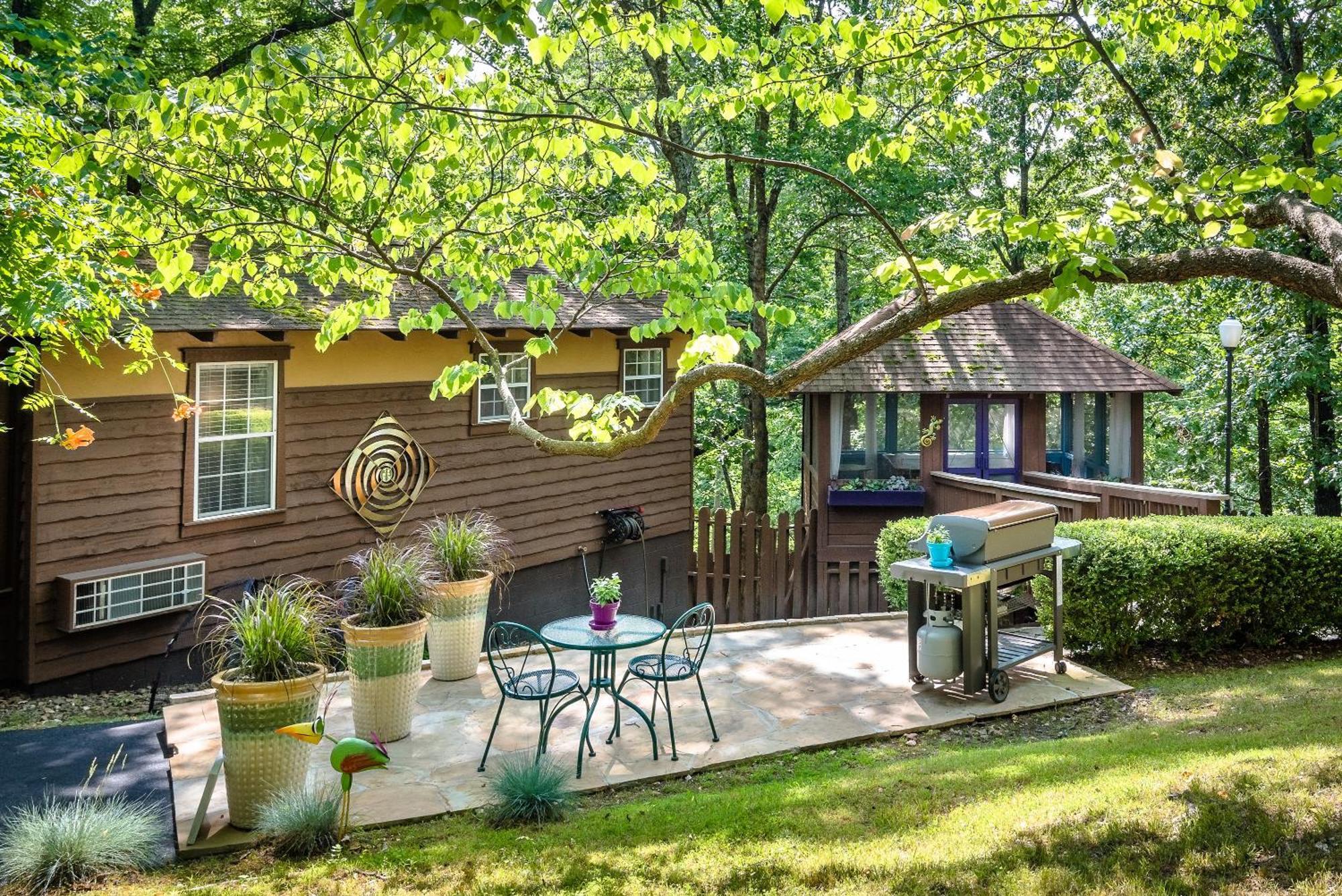 The Woods Cabins Eureka Springs Eksteriør billede
