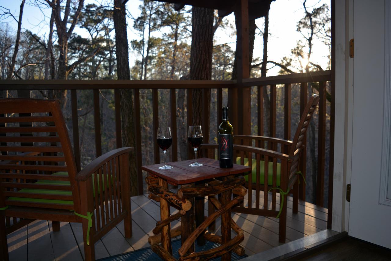 The Woods Cabins Eureka Springs Eksteriør billede