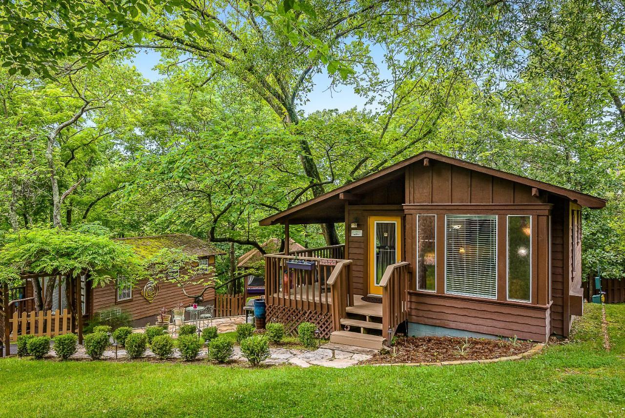 The Woods Cabins Eureka Springs Eksteriør billede
